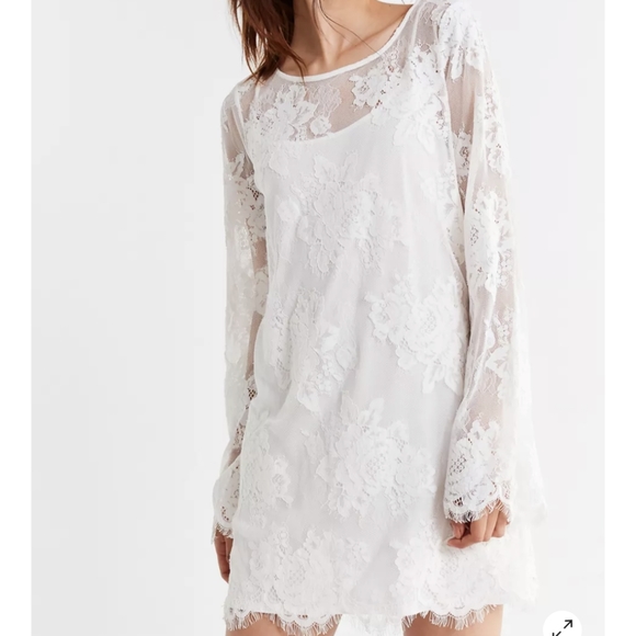 See copy listing / UO lace bell sleeve mini dress - Picture 2 of 10